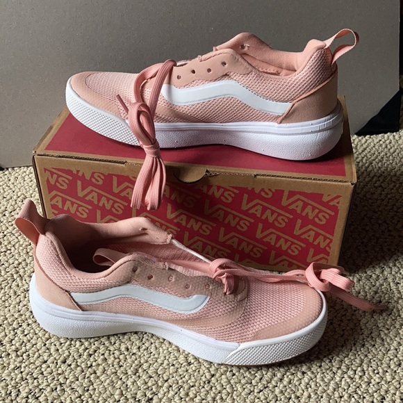 New Vans Ultrarange Sneakers (Women’s US 5.5) - Picture 4 of 5